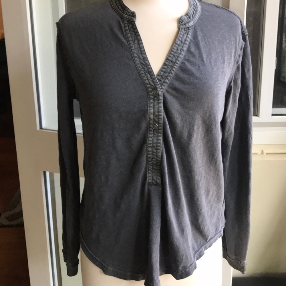 Splendid gray long sleeve shirt